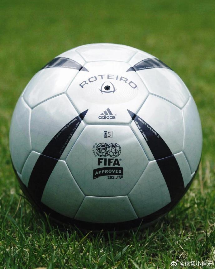 数据分析师使用即时比分007进行研究